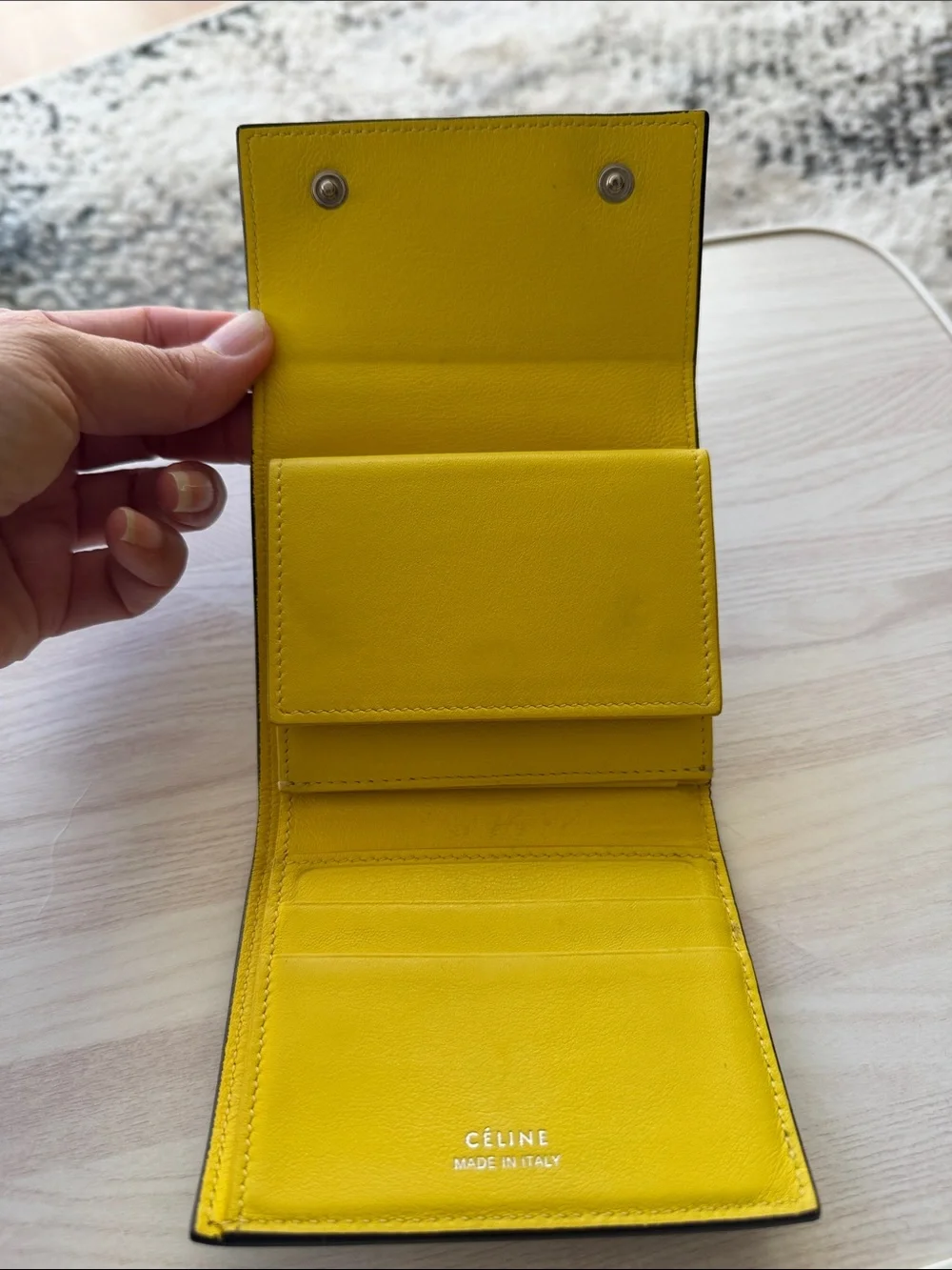 Drummed wallet
